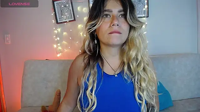 Sweet Bella Valery online show from April 16, 2:40 pm