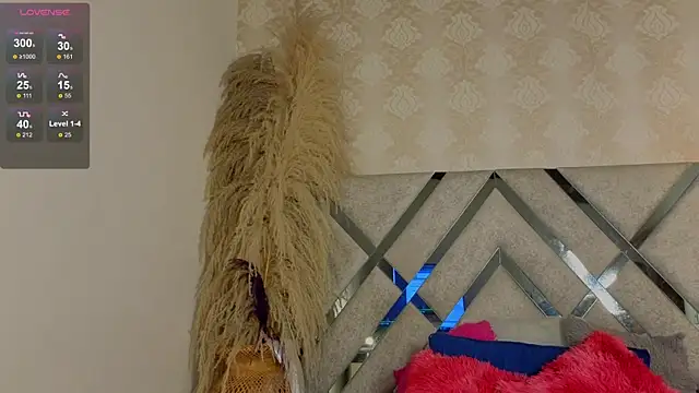 Snapshot of shimmer_lure chatting on November 15, 8:16 pm shimmer lure online show from November 15, 8:16 pm