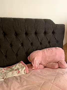 Snapshot of MiaSofia__ chatting on October 27, 8:02 pm MiaSofia online show from October 27, 8:02 pm