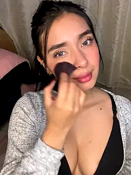 Snapshot of MiaSofia__ chatting on December 14, 4:40 am MiaSofia online show from December 14, 4:40 am