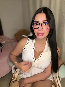 Snapshot of MiaSofia__ chatting on February 27, 4:45 am MiaSofia online show from February 27, 4:45 am