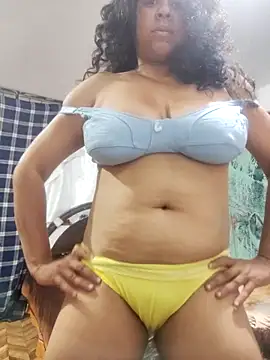 Snapshot of Karenmtroconiz chatting on December 15, 2:54 pm Karenmtroconiz online show from December 15, 2:54 pm