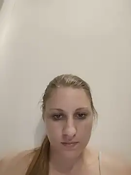 SandyCassie online show from June 4, 6:36 pm