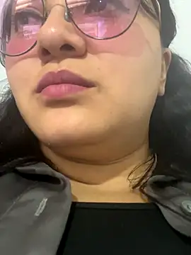 antoniamiller69 online show from November 8, 9:13 pm