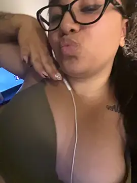 antoniamiller69 online show from November 14, 1:59 am