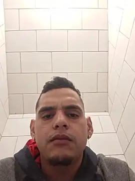 Snapshot of Daiberrubio chatting on February 1, 11:58 pm Daiberrubio online show from February 1, 11:58 pm