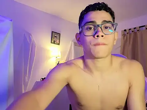 Yamilk101 online show from February 7, 5:22 am