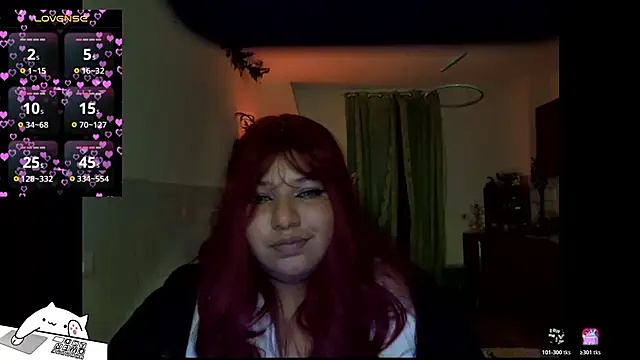Snapshot of FullSizeQueen chatting on October 18, 11:49 pm FullSizeQueen online show from October 18, 11:49 pm