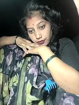 Snapshot of Ragni_bhargav chatting on October 15, 4:18 pm Ragni bhargav online show from October 15, 4:18 pm