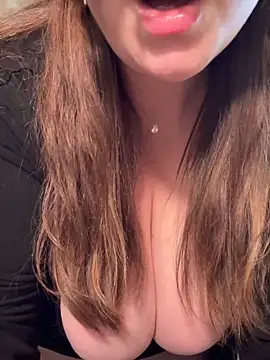 Curvy  Goddess online show from May 16, 10:36 am
