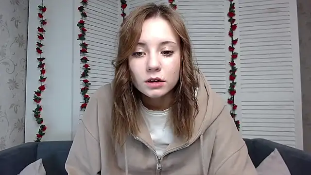 evaa here  online show from November 6, 8:37 am