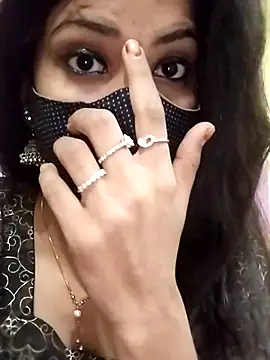 Snapshot of Jyoti-Love-143 chatting on November 13, 7:40 am Jyoti-Love-143 online show from November 13, 7:40 am