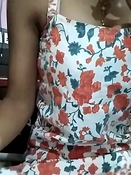 Snapshot of Jyoti-Love-143 chatting on November 22, 7:51 am Jyoti-Love-143 online show from November 22, 7:51 am