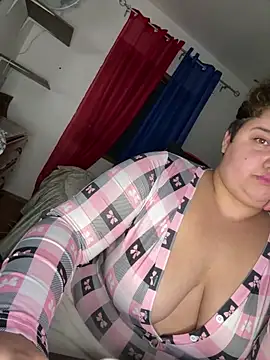 menina coimbrinha online show from December 17, 10:27 pm