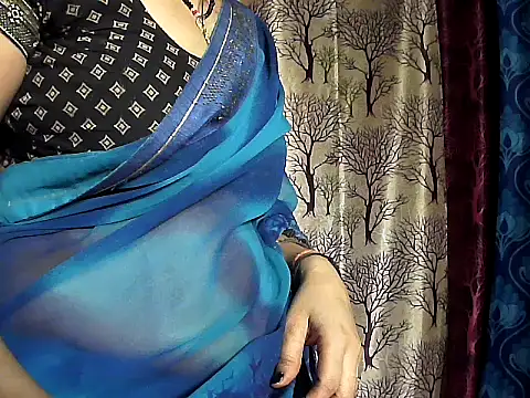 Snapshot of diksha--s chatting on November 7, 5:29 am diksha--s online show from November 7, 5:29 am