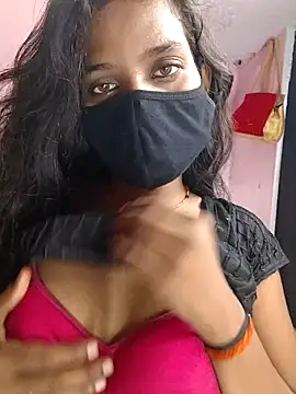 Snapshot of sweet_couple99 chatting on October 17, 12:47 am sweet couple99 online show from October 17, 12:47 am