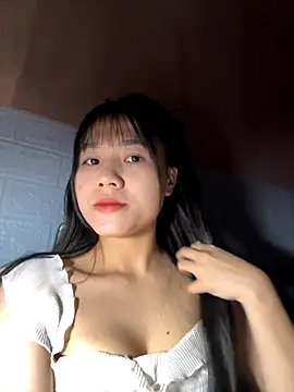 Leaf-Tgu online show from October 25, 6:13 pm