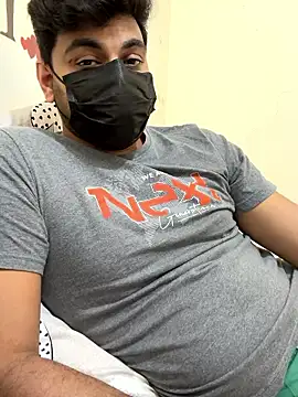 Snapshot of Handsome8677 chatting on January 10, 11:56 am Handsome8677 online show from January 10, 11:56 am