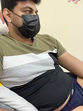 Snapshot of Handsome8677 chatting on January 11, 7:46 am Handsome8677 online show from January 11, 7:46 am