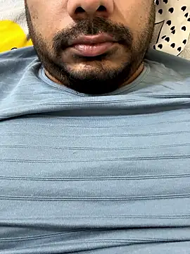 Snapshot of Handsome8677 chatting on January 16, 9:41 pm Handsome8677 online show from January 16, 9:41 pm