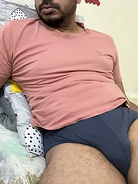 Snapshot of Handsome8677 chatting on February 8, 7:56 am Handsome8677 online show from February 8, 7:56 am