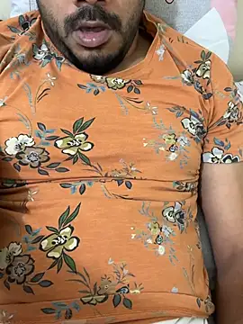 Snapshot of Handsome8677 chatting on February 10, 9:30 pm Handsome8677 online show from February 10, 9:30 pm