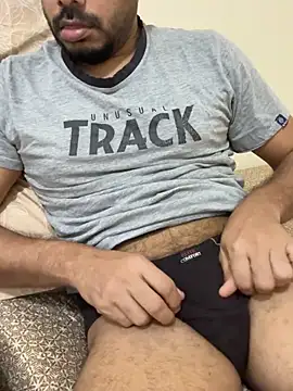 Snapshot of Handsome8677 chatting on February 23, 7:28 am Handsome8677 online show from February 23, 7:28 am