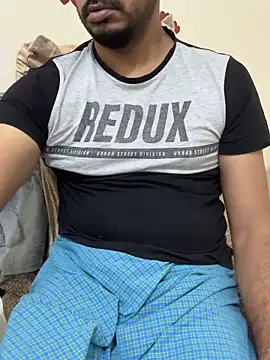 Snapshot of Handsome8677 chatting on February 26, 10:14 am Handsome8677 online show from February 26, 10:14 am