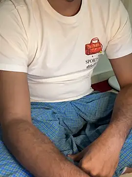 Snapshot of Handsome8677 chatting on March 28, 9:36 pm Handsome8677 online show from March 28, 9:36 pm