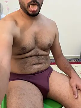 Snapshot of Handsome8677 chatting on April 7, 6:58 am Handsome8677 online show from April 7, 6:58 am