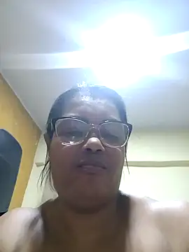 Snapshot of Pessoa54 chatting on December 18, 11:00 pm Pessoa54 online show from December 18, 11:00 pm