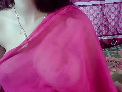 Snapshot of Nilamrani chatting on November 6, 5:30 am Nilamrani online show from November 6, 5:30 am