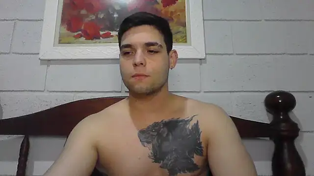 Snapshot of Zure-xxx chatting on July 20, 4:27 am Zure-xxx online show from July 20, 4:27 am