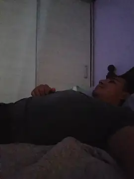 Snapshot of Rueditasss chatting on December 16, 7:08 pm Rueditasss online show from December 16, 7:08 pm