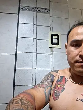 Snapshot of Rueditasss chatting on December 22, 12:29 am Rueditasss online show from December 22, 12:29 am