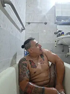 Snapshot of Rueditasss chatting on January 14, 3:12 am Rueditasss online show from January 14, 3:12 am