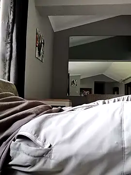 dddickplace online show from November 12, 6:47 am