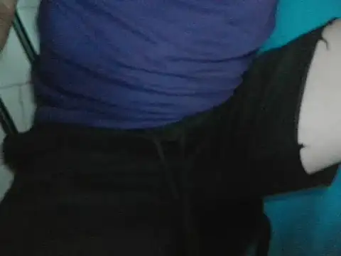 Snapshot of justmealex27 chatting on October 29, 7:10 am justmealex27 online show from October 29, 7:10 am