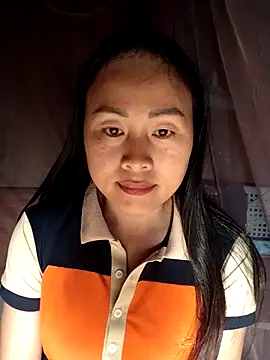 Snapshot of Spring-mky chatting on February 3, 6:11 am Spring-mky online show from February 3, 6:11 am