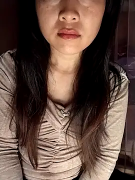 Snapshot of Spring-mky chatting on February 18, 12:17 am Spring-mky online show from February 18, 12:17 am