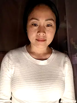 Snapshot of Spring-mky chatting on February 19, 2:35 pm Spring-mky online show from February 19, 2:35 pm