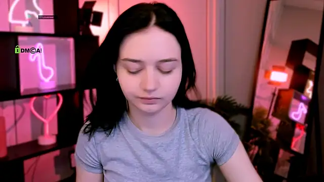 Snapshot of miki_ti chatting on November 27, 10:39 am miki ti online show from November 27, 10:39 am