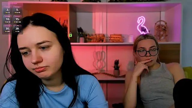 Snapshot of miki_ti chatting on December 3, 7:49 am miki ti online show from December 3, 7:49 am