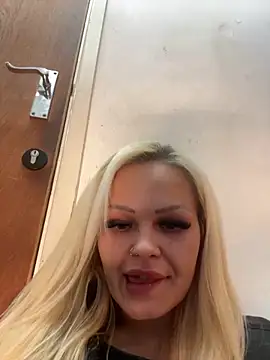 CherryXOX- online show from October 30, 12:39 pm