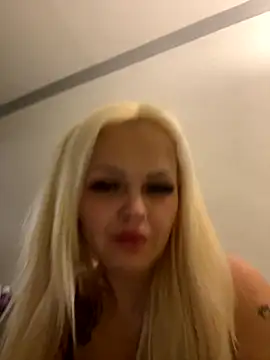 CherryXOX- online show from November 5, 8:09 pm