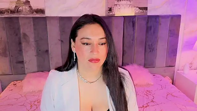 Snapshot of Elizabeth_bennett_6 chatting on January 10, 11:45 am Elizabeth bennett 6 online show from January 10, 11:45 am