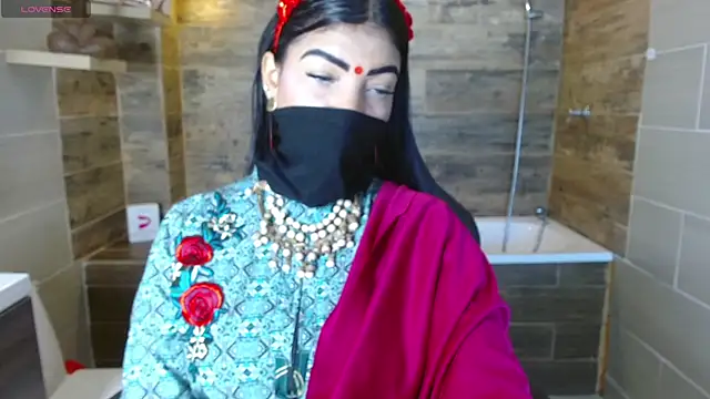 Iniya Parul online show from April 20, 2:42 pm