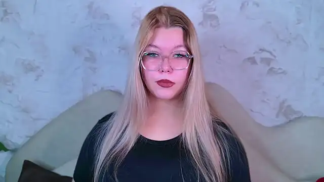 Snapshot of MonaKeli chatting on October 29, 4:09 pm MonaKeli online show from October 29, 4:09 pm