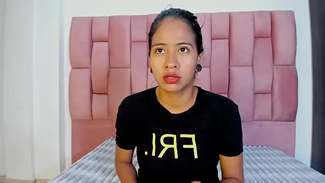 EuphoriaSavage online show from October 24, 12:56 pm