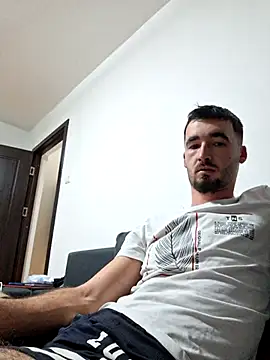 leonn11211 online show from December 18, 3:29 pm